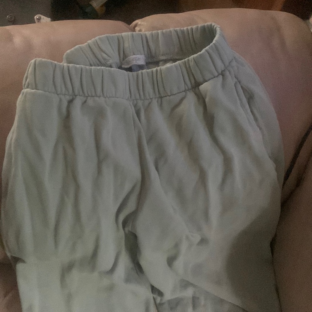 super cute light green brandy sweatpants 🌸